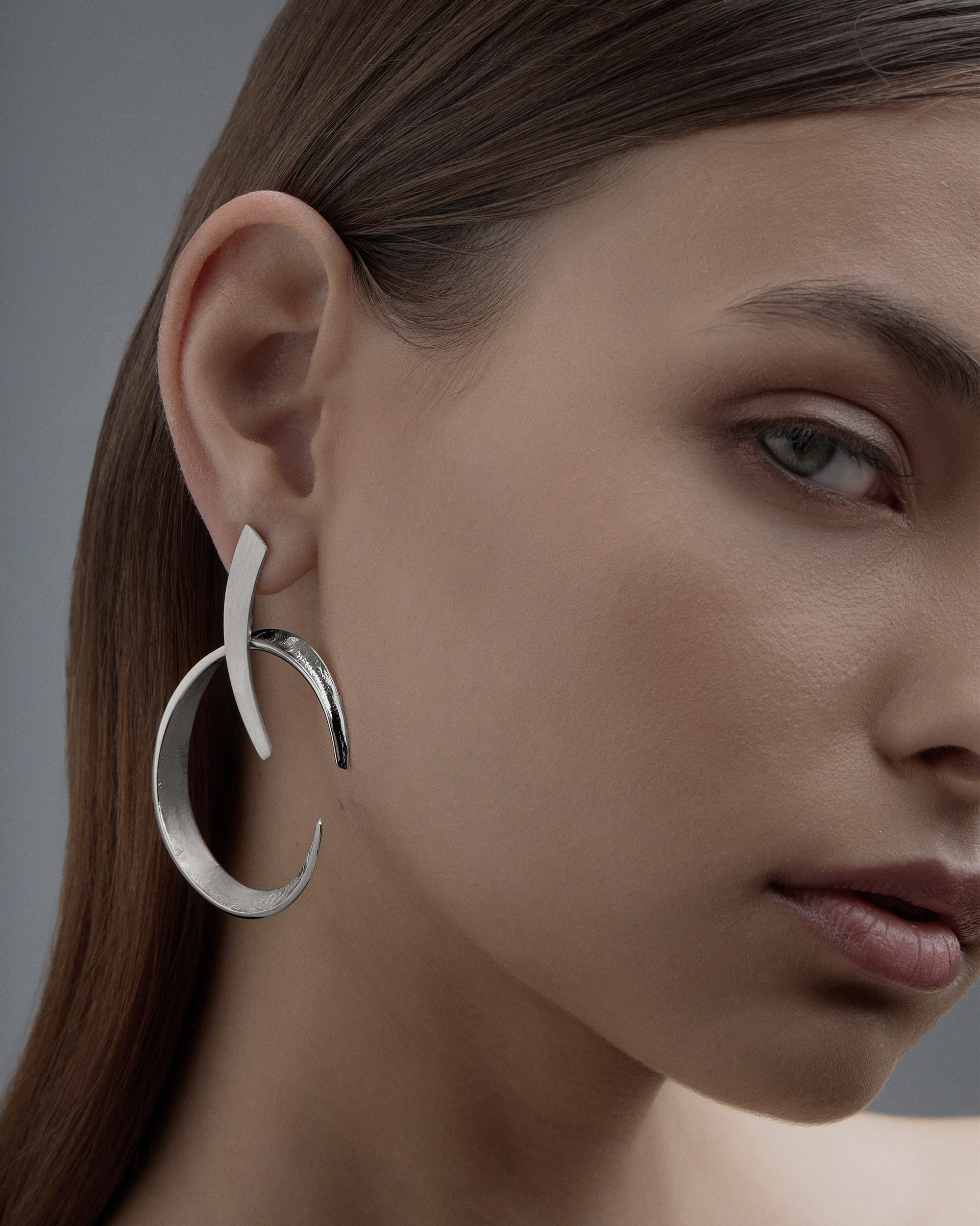Akantha Earrings image