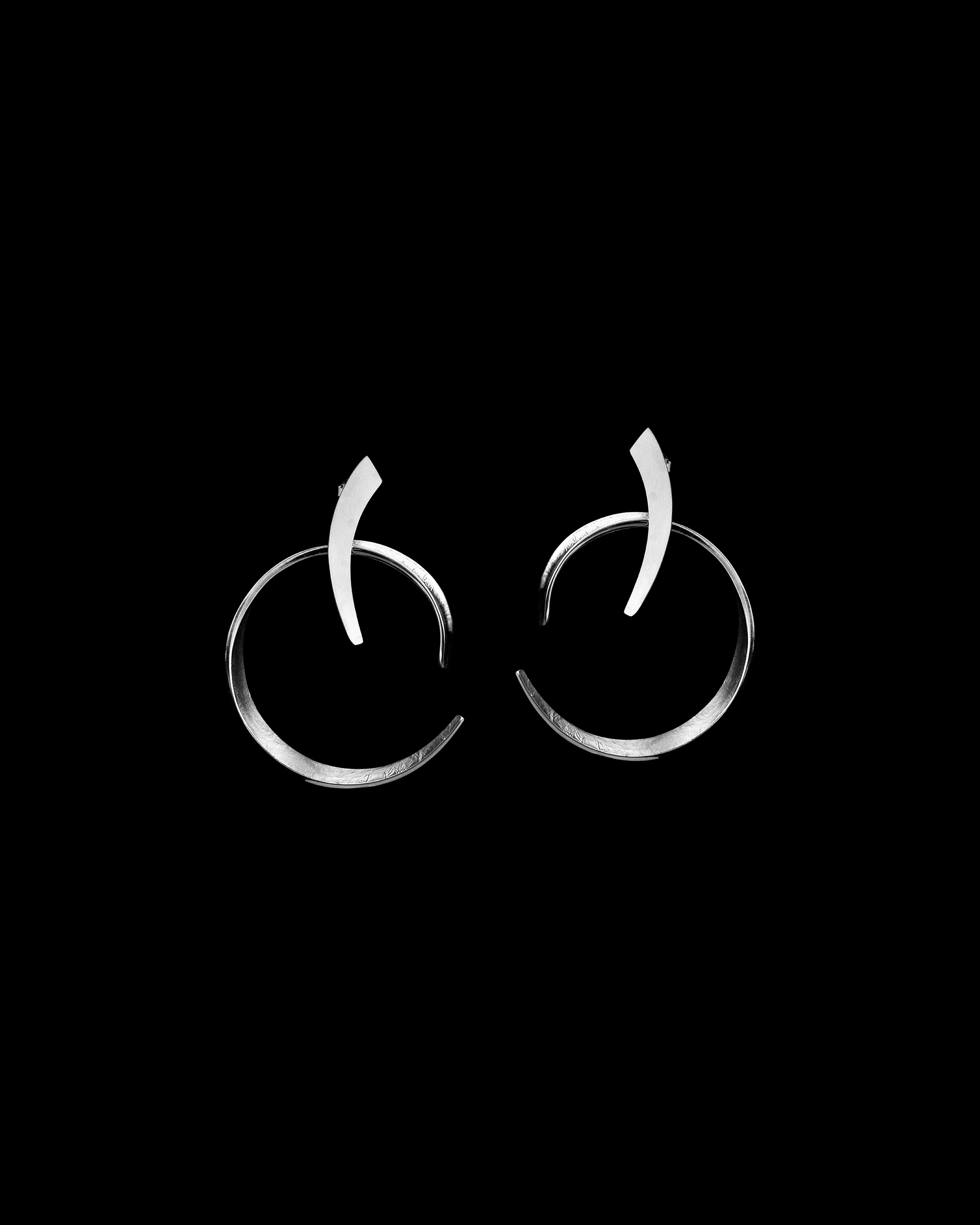 Akantha Earrings